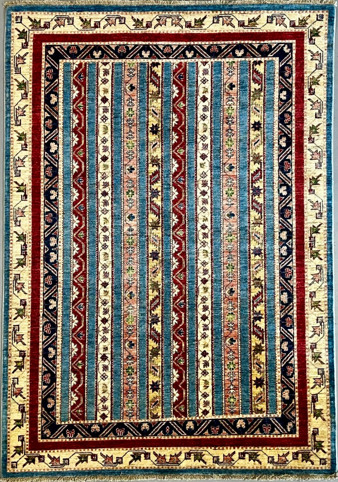 Hand knotted traditional