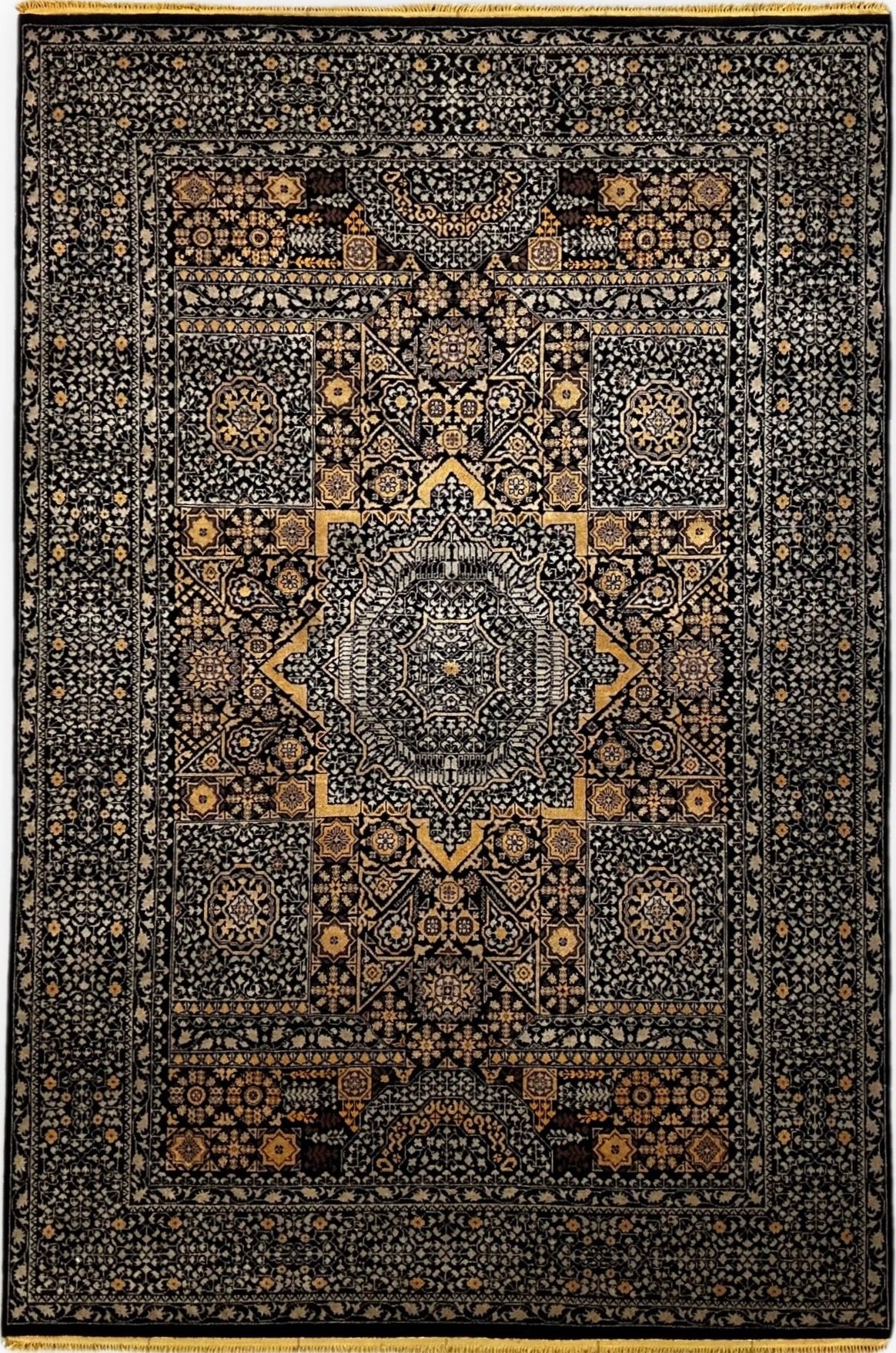 7780 - Mumlook Hand-Knotted Wool Rug